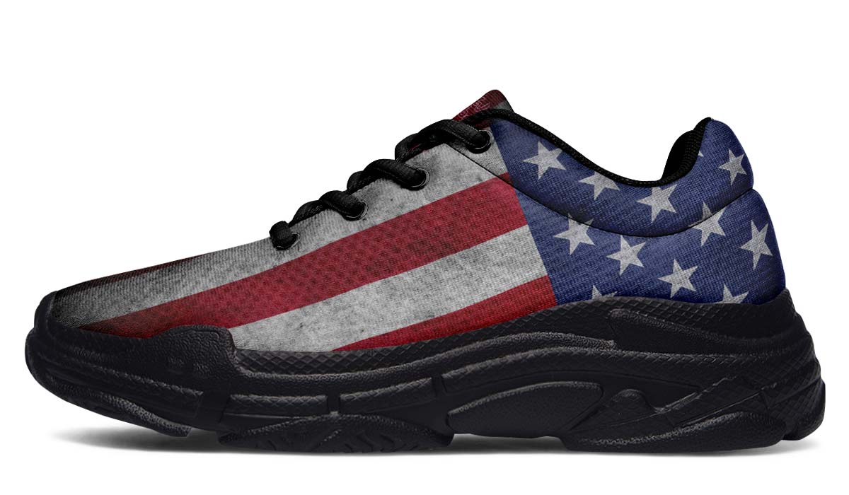 Chunkysneakers-105USA02223-Blk-YWV-STR1.jpg